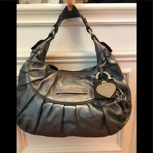 Juicy Couture Handbags - Juicy Couture beautiful bag